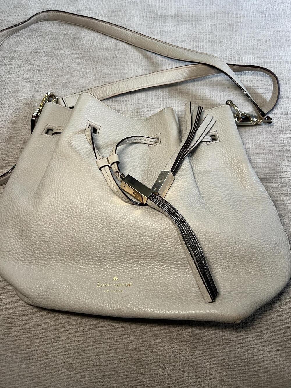 Kate Spade Bucket Bag Womens Large Beige Leather Tassel Drawstring Crossbody